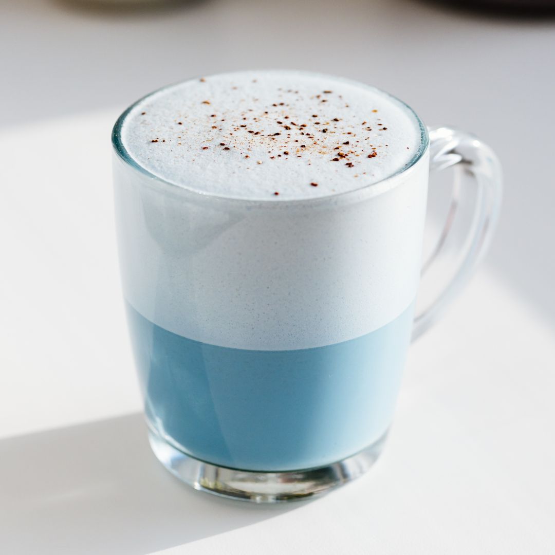 Blue Matcha Latte (16oz)